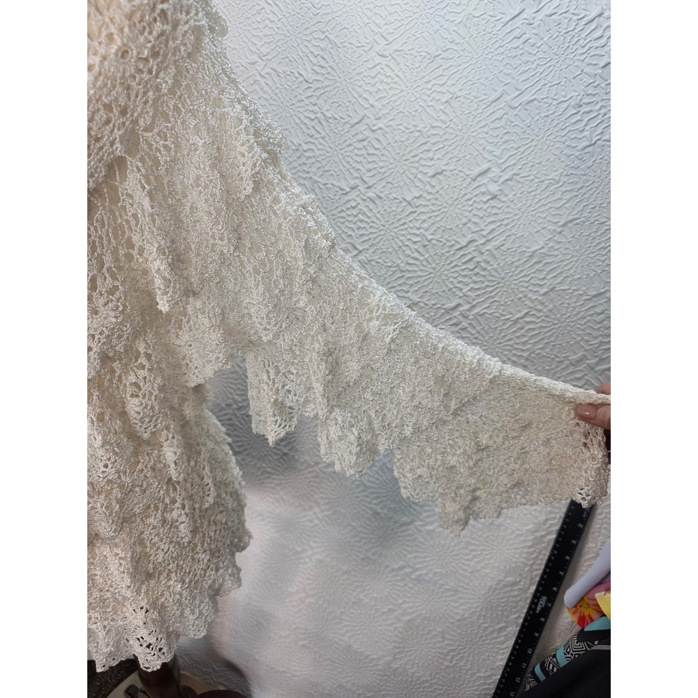 Boston Proper Crochet Ruffle Top Women ML Ivory Metallic Boho Lace Blouse Exc - Picture 3 of 7